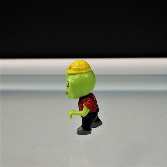 Plants VS Zombies Figure Mini Plastic Toy - Picture 2 of 5